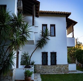 Sivota Apartment | Villa Dina