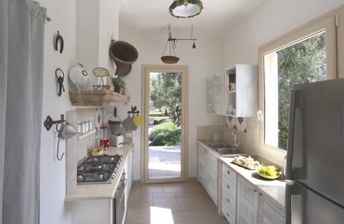 Cenate Villa | Villa 'Dina' with Private Pool, Wi-Fi, and Air Conditioning