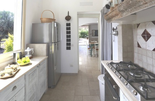 Cenate Villa | Villa 'Dina' with Private Pool, Wi-Fi, and Air Conditioning