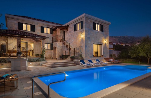 Zrnovnica Villa | Villa Dominus - Split by Villas Guide