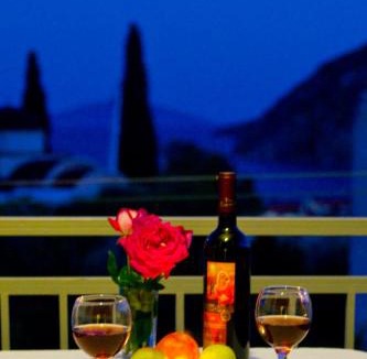 Tolo Apartment | Villa Dora