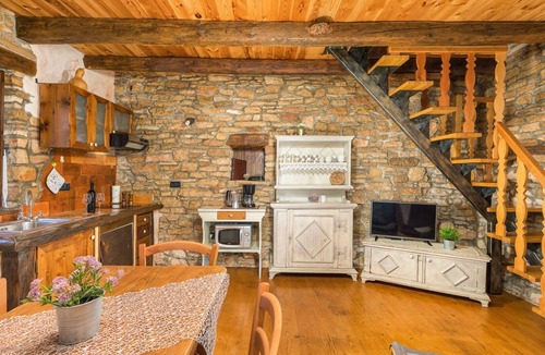 Heki Villa | Villa Dorstari - Charming holiday home with private pool and beautifdul garden in the heart of Istria