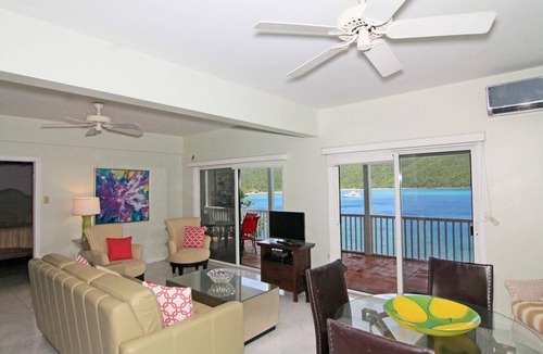 Estate Peterborg Villa | Villa Eau Claire - Magens Bay Affordable Beachfront Villa