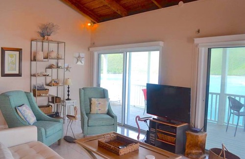Estate Peterborg Villa | Villa Eau Claire - Magens Bay Affordable Beachfront Villa