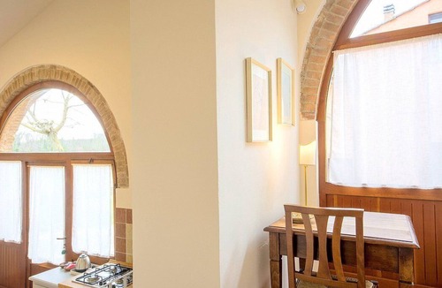 Simignano Villa | Villa Ebe: An elegant and welcoming two-story villa in the characteristic style of the Tuscan countryside, with Free WI-FI.