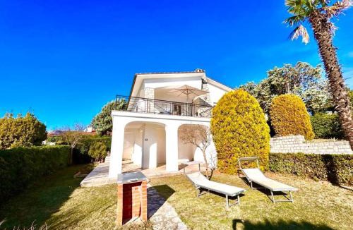 Villaggio Taunus House | Villa Edith - stupenda villa con terrazzo vista mare e spiaggia inclusa
