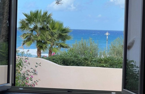 Parghelia Villa | Villa 'Edith' with Sea View, Shared Pool, and Air Conditioning