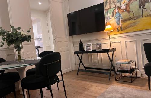 Necker Apartment | Villa Eiffel