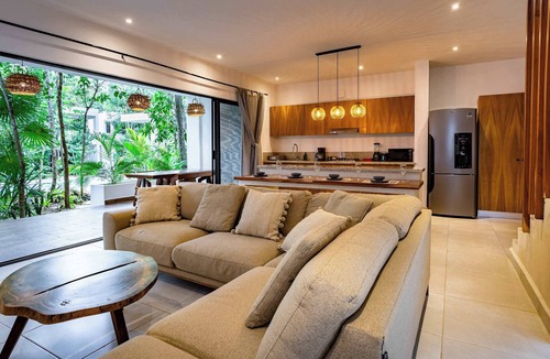 Buenavista Villa | Villa Ek Balam Pool, AC, Beach club by Aqua Viva