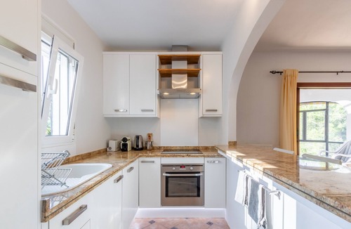 Fanadix Villa | Villa "El Refugio" with Sea and Mountain Views, Private Pool, A/C & WiFi