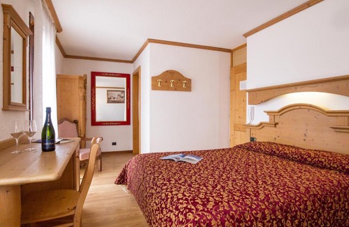 San Martino di Castrozza Hotel | Villa Elena B&B Hotel