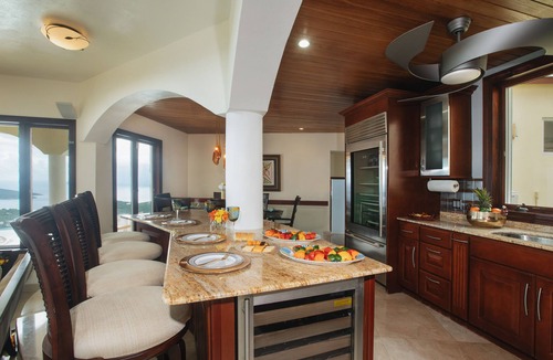 Estate Lerkenlund House | Villa Elegance @ Ocean Villa VI -modern gated 180 degrees panoramic ocean views