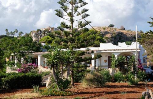 Torre Vado House | Villa Elena - Seafront & Comfort by Salento Prime