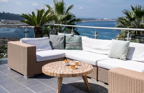 Chorafakia Villa | Villa Emilia front sea