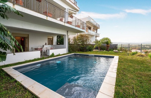 Costa Saracena-Castelluccio Villa | Villa 'Eremo Degli Oleandri' with Sea View and Wi-Fi
