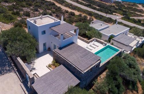 Antiparos Villa | VILLA ERIS