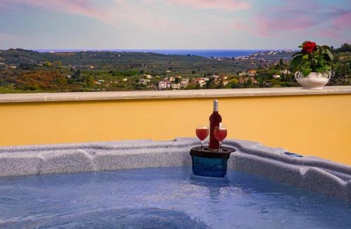 Provarma Villa | Villa Erontas -Private heated jacuzzi and mini pool