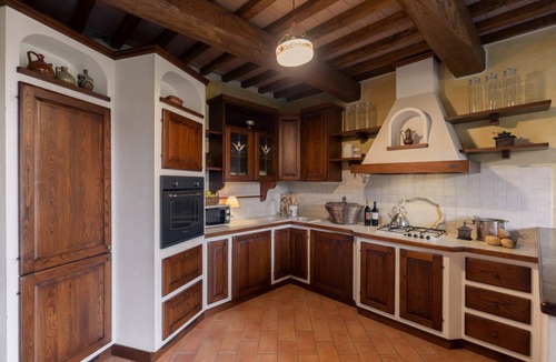 Lisciano Niccone Villa | Villa Essiccatoio by MMega