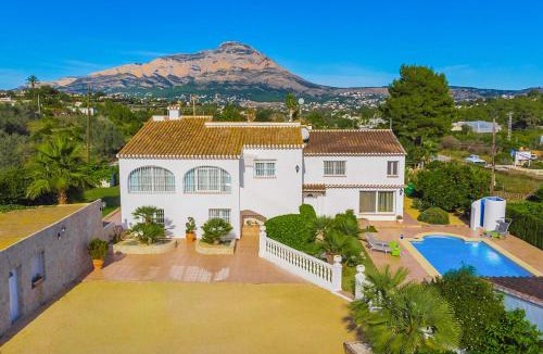 Tarraula House | Villa Esther