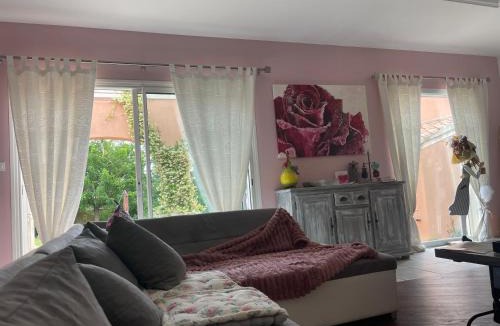 Carpentras Villa | Villa et maisonnette provençales