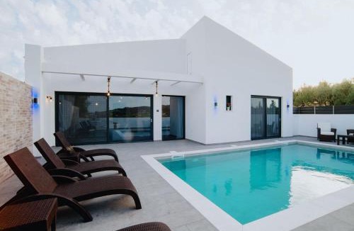 Ayios Kirikos Villa | Villa Etoile