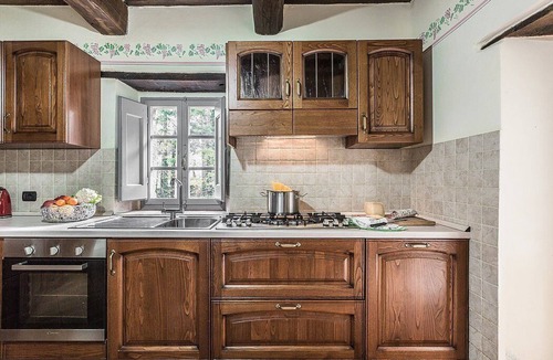 Ripoli Villa | Villa Etra: An elegant and welcoming two-story villa in the characteristic style of the Tuscan countryside, with Free WI-FI.