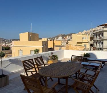 Ermoupoli Apartment | Villa Eugenia