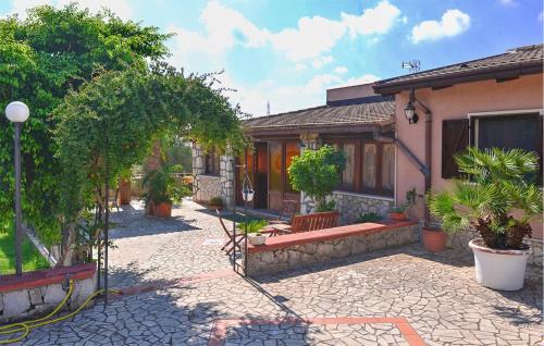 Solarino House | Villa Eureka