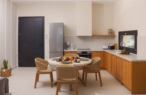 Megas Gialos Villa | Villa Evanthia | 2 BDR | Sea Views | Pool | Syros