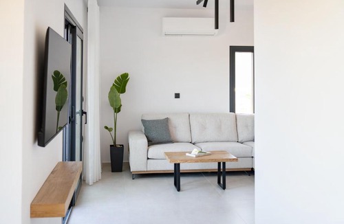 Pefki Villa | Villa Exo Chora Accessible By Plakalona Villas & Apartments