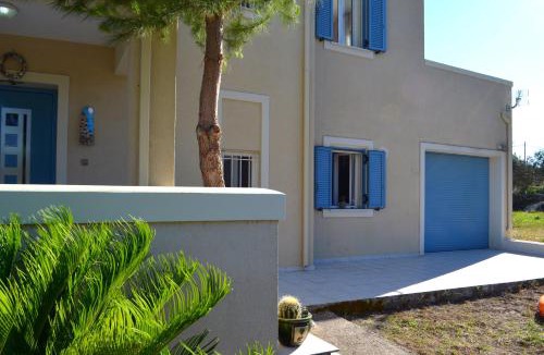 Kokolata Villa | Villa Eytychia