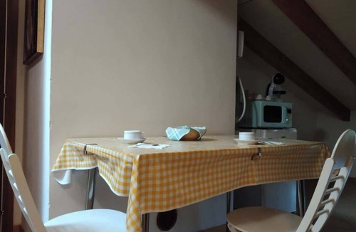San Faustino-Madonnina-Quattroville Condo | Villa Fabiola - Affitti Brevi Italia