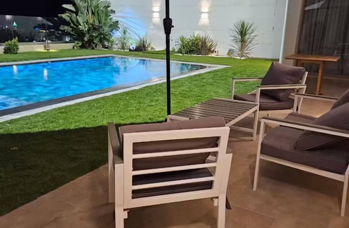 Tamrhakht Villa | Villa Family & Surfers, Heated Pool