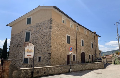 Giuliano di Roma Apartment | Villa Felici Montecristo