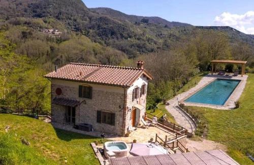 Villabuona Villa | Villa Fenice - Elegant Country House