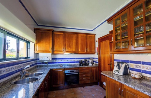 Mira House | Villa Fernandos, Mira Beach