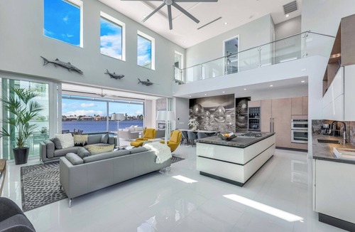 Eight Lakes Villa | Villa Flash - Five Bedroom Villa, Sleeps 10