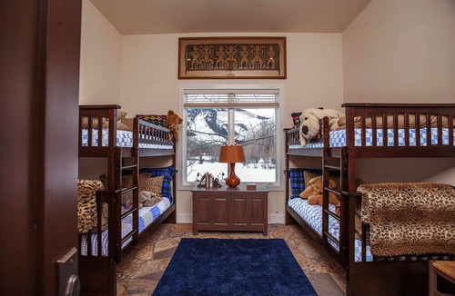 Sun Valley Hotel | Villa Fleuve