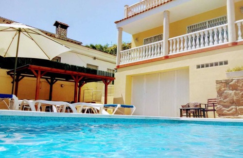 Condado del Jaruco Villa | Villa Florida with free Wifi, private pool