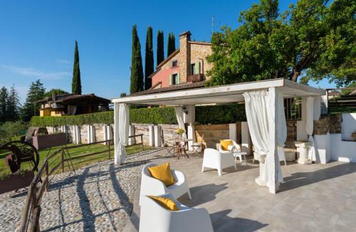 Gambassi Terme Villa | Villa Fonte di Pillo by Interhome