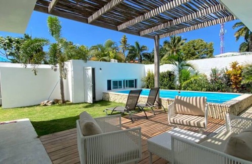 La Iglesia Villa | Villa for 6 people in the center of LAS TERRENAS