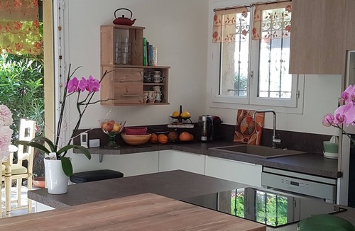 Saint-Jacques House | Villa for 6 people with private spa—quiet, garden, air conditioning—Grasse
