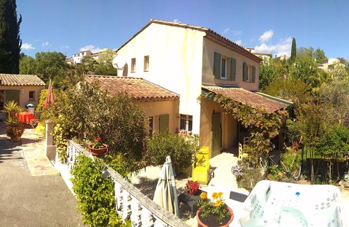 Saint-Jacques House | Villa for 6 people with private spa—quiet, garden, air conditioning—Grasse