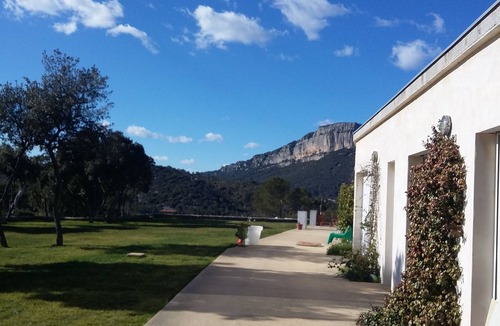Saint-Mathieu-de-Treviers Villa | Villa in the south of France, exceptional setting, swimming pool, calm, wellness