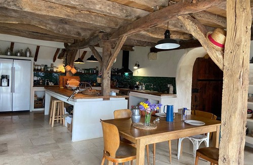 Saint-Vincent-Rive-d'Olt Villa | Villa Les Roques