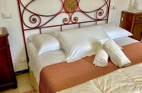 Grottammare Bed & Breakfast | Villa Francesca Luxury - Adriatic Nature & Heritage House