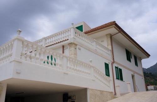 Scaletta Marina Bed & Breakfast | Villa Frank