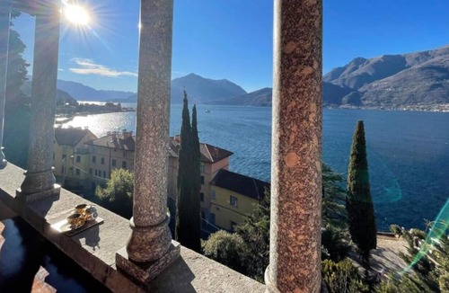 Bellano Villa | Villa front beach with private garden and parking