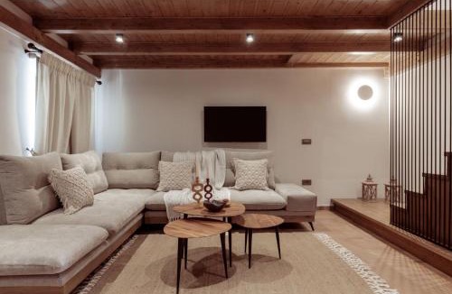 Pigadhakia House | Villa Frontale - Restored Villa with Pool Perfect for 6 Nestled Next to a Traditional Olive Mill and Local Farms Offering Authentic Hospitality and Organic Delights By Villa Mana Gers