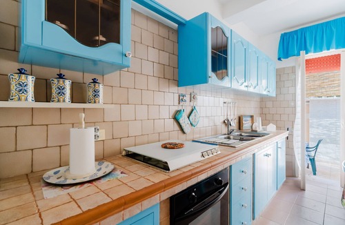 Punta Prosciutto Villa | Villa 'Fronte Mare Raffaele' with sea view, private terrace and air conditioning